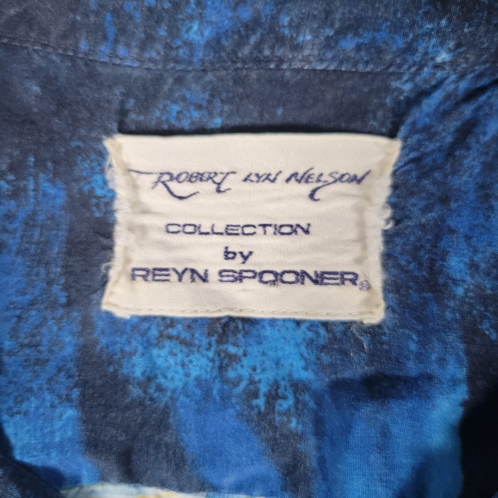 Reyn Spooner‎ Robert Lyn Nelson Shirt Mens L Blue Underwater Space Whale Reef - Picture 4 of 9
